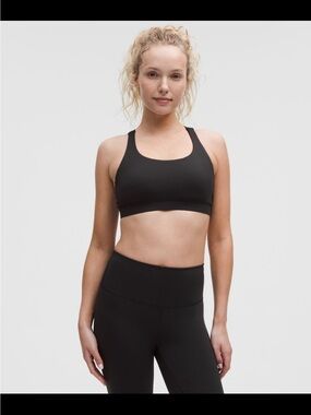 lululemon athletica Black Scoop-Neck Sports Bra: Energy Bra